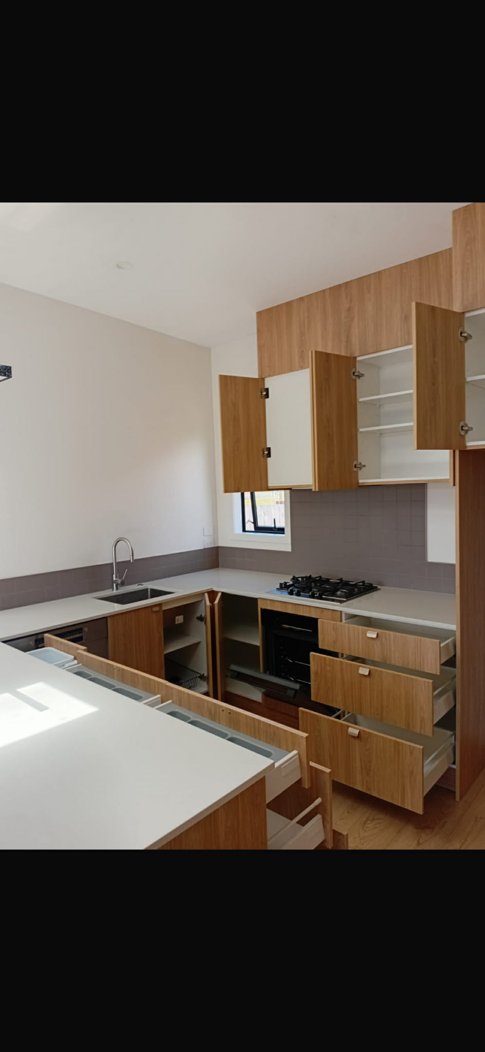 Kitchen joinery and drawers cleaned