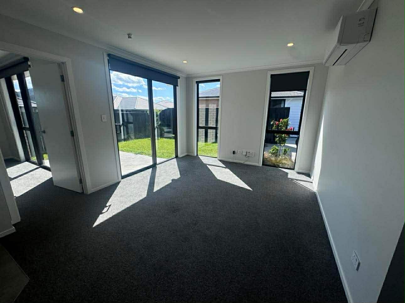 Lounge area end of tenancy clean